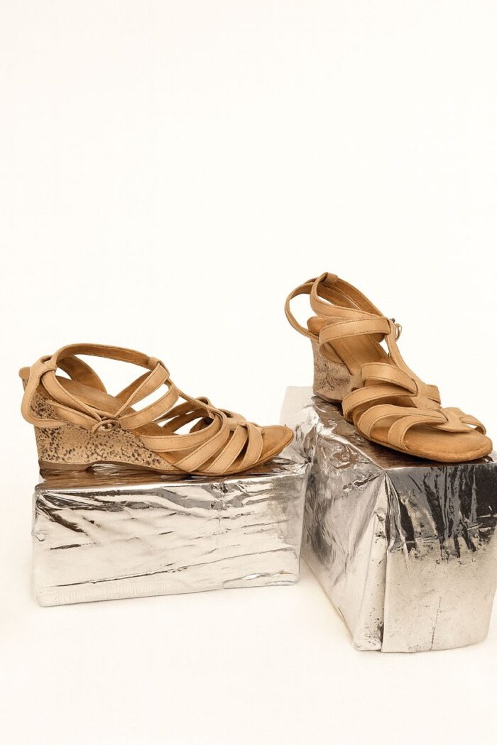 Crown S39 - Image 1